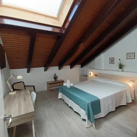 Apartamentos Turisticos Avila Puerta Del Rastro 2-2 Exterior photo