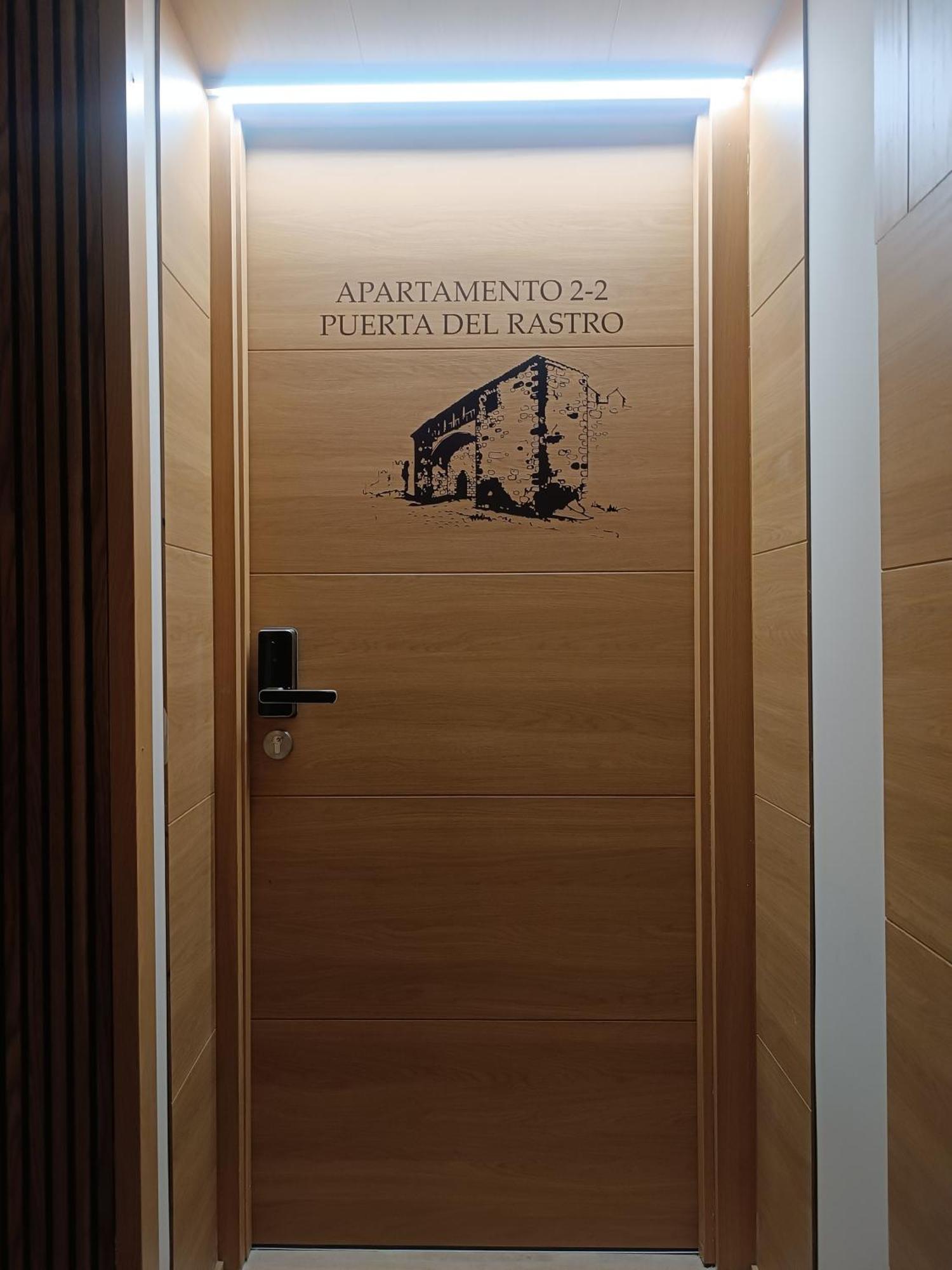 Turisticos Puerta Del Rastro 2-2 Avila